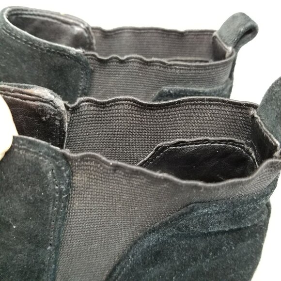 Marc Fisher Shoes Womens Size 6.5 Black Suede Yale Chelsea Ankle Boots *Read* - Picture 3 of 10